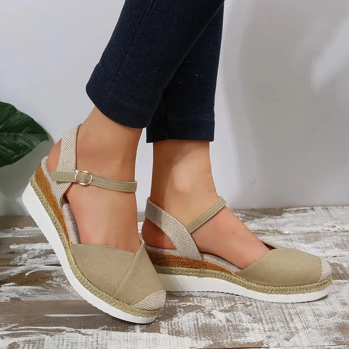 Courtney | Women's Closed Toe Wedge Sandals