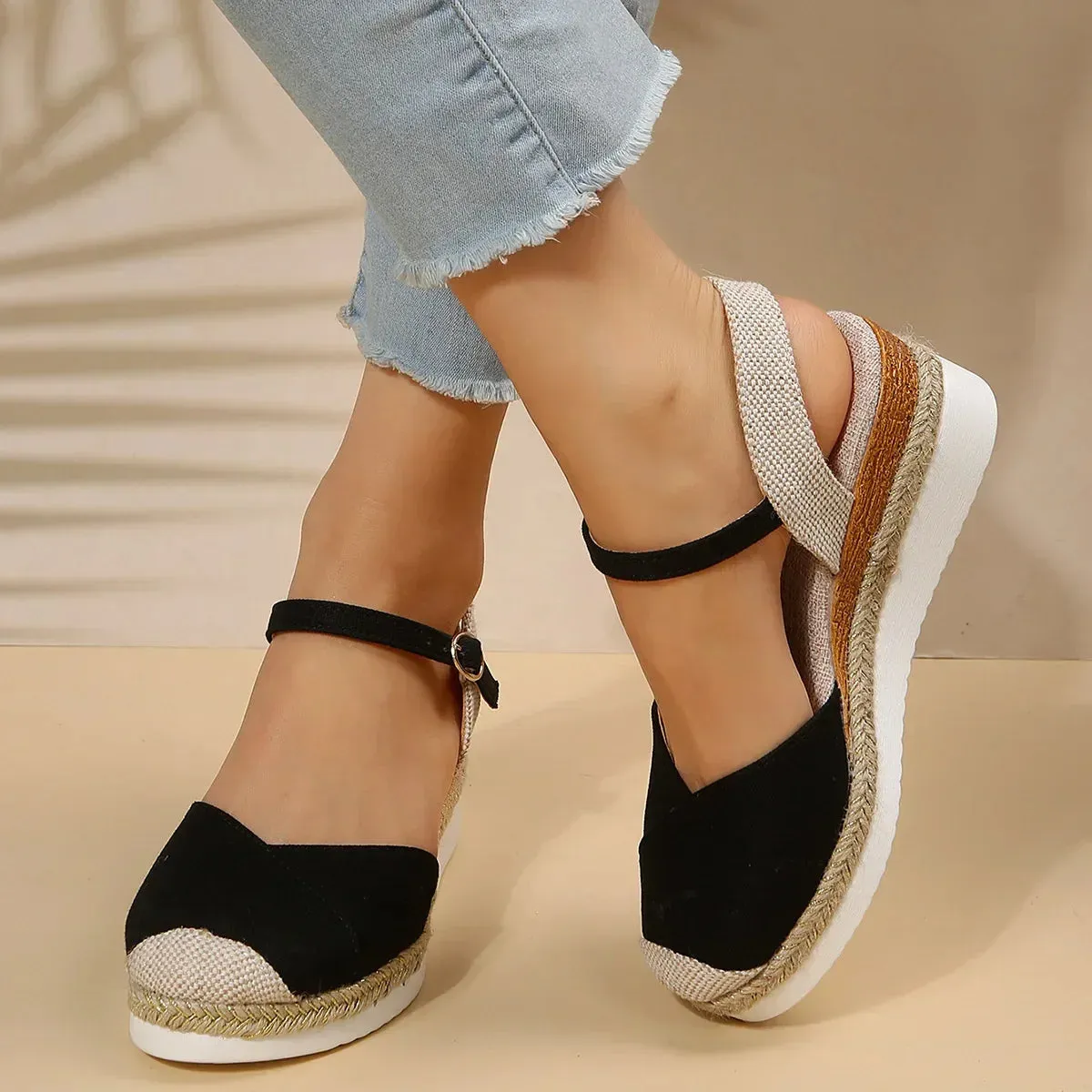 Courtney | Women's Closed Toe Wedge Sandals