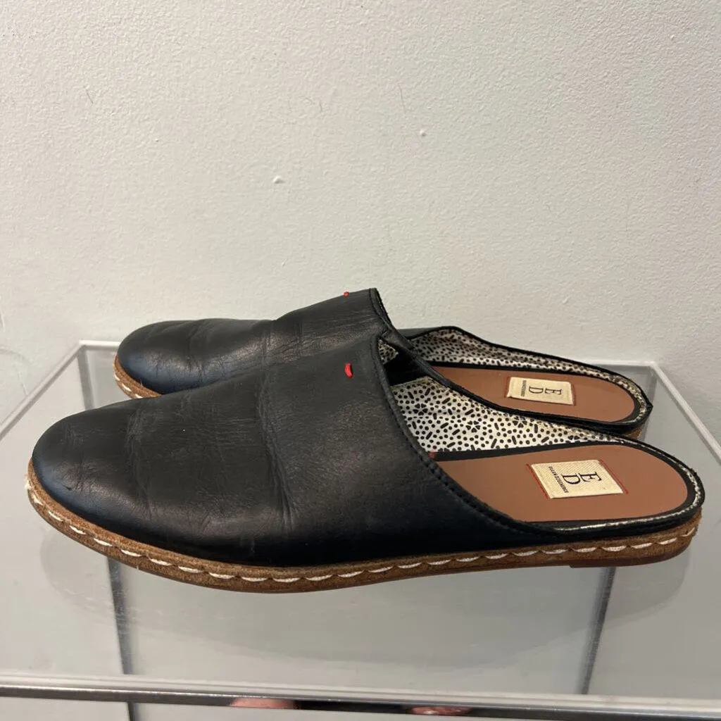Ellen Degeneres Black Leather Slip On Mules 8.5