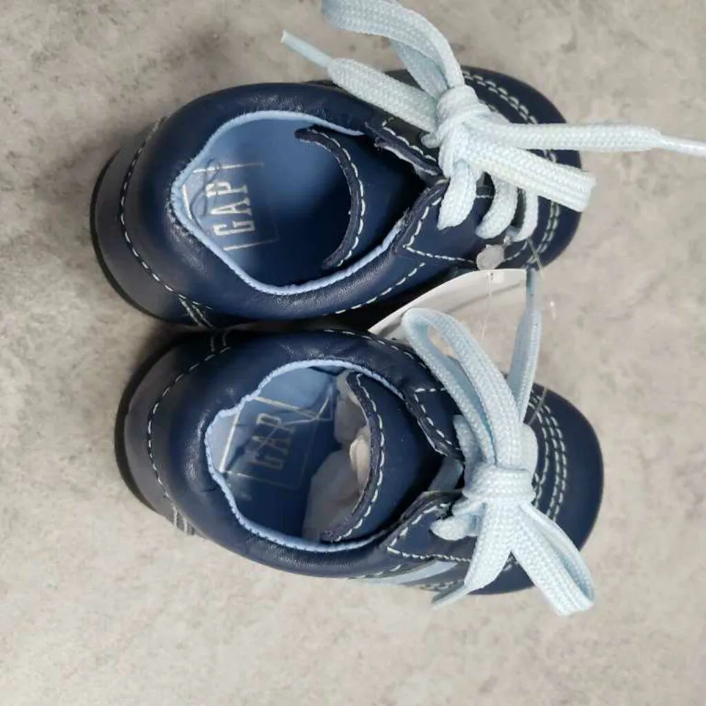GAP - SHOES