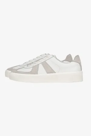 GAT Sneaker - White