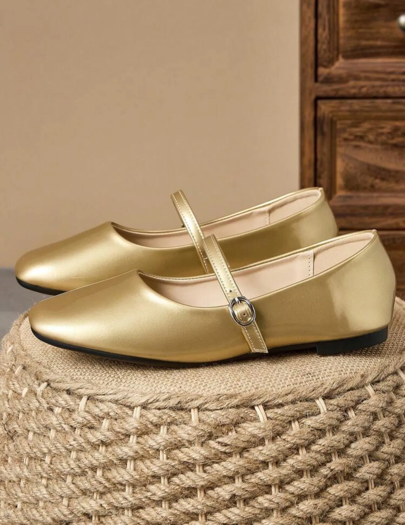 Golden Cinderella