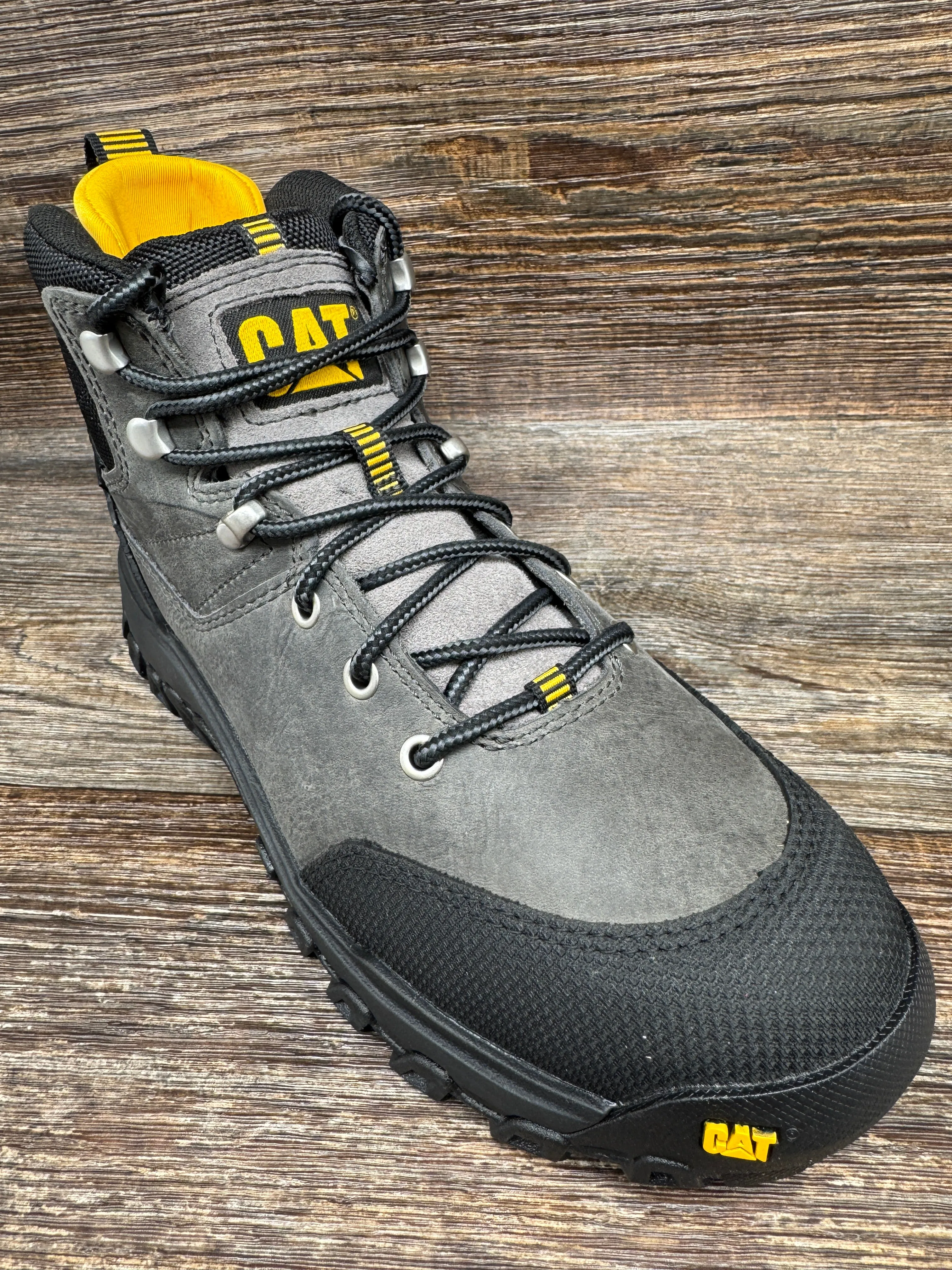 P91778 Men's Steel Toe Threshold Rebound Hiker by Caterpillar
