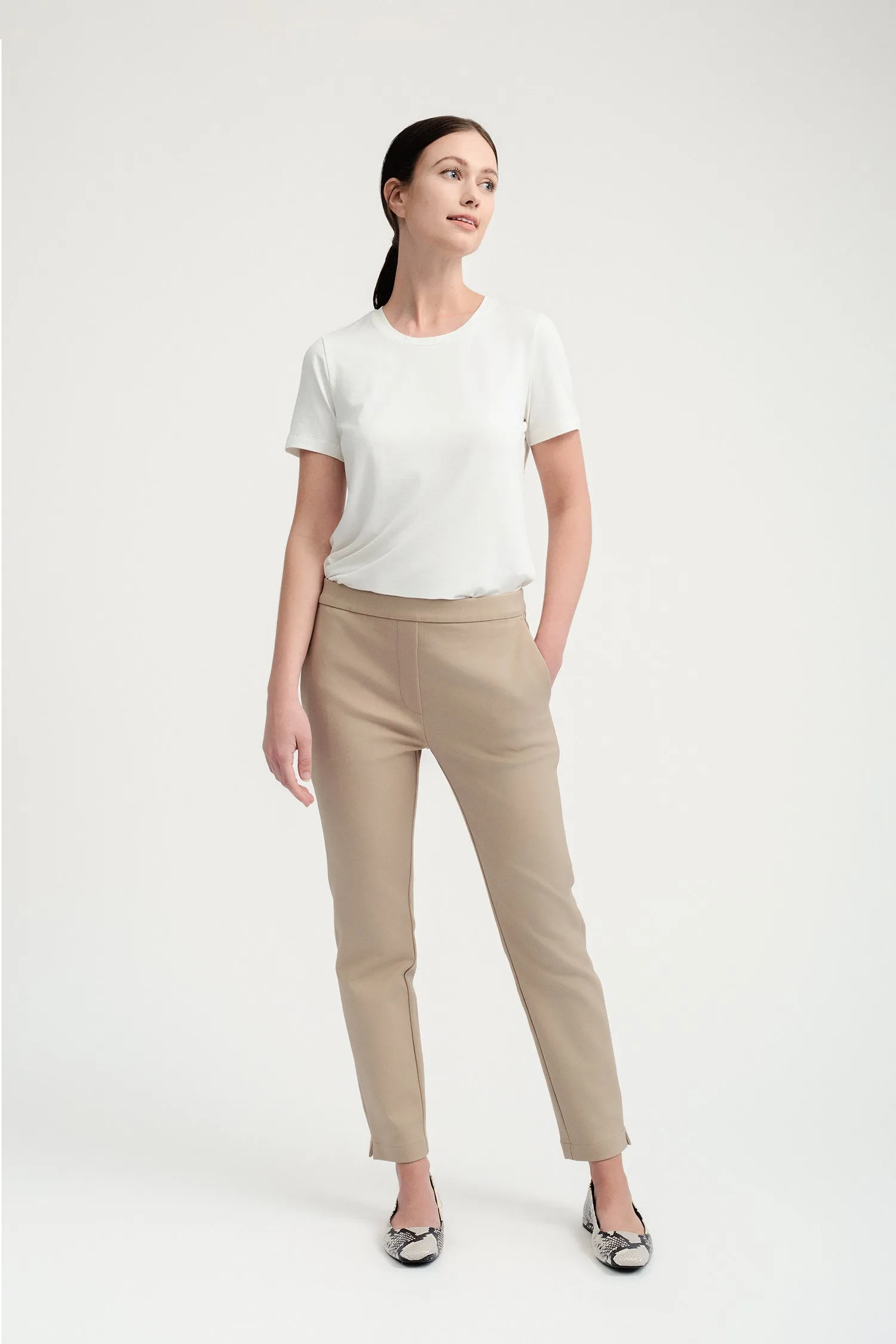 Pull-on Slim Chino - Khaki