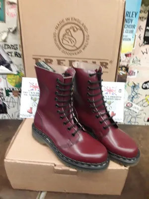 Tredair cherry red 10 hole,vintage 1990's, Sizes 3&5 Made in England. Very rare.