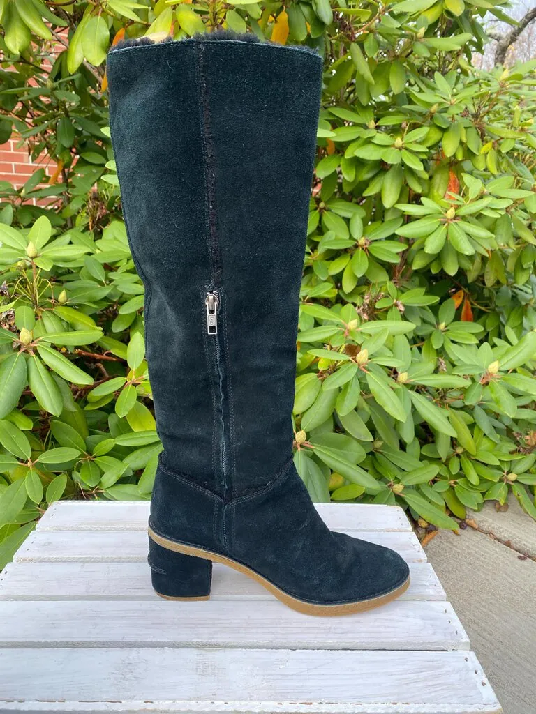 Ugg Kasen Tall II Boots - Size 8.5