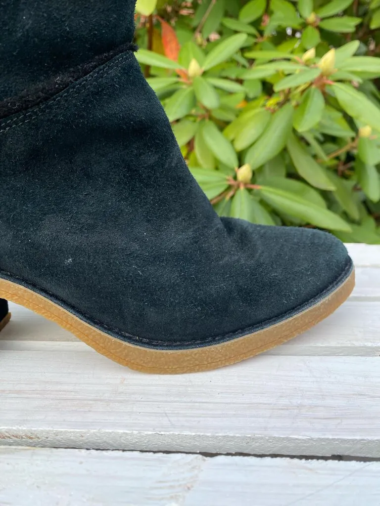 Ugg Kasen Tall II Boots - Size 8.5