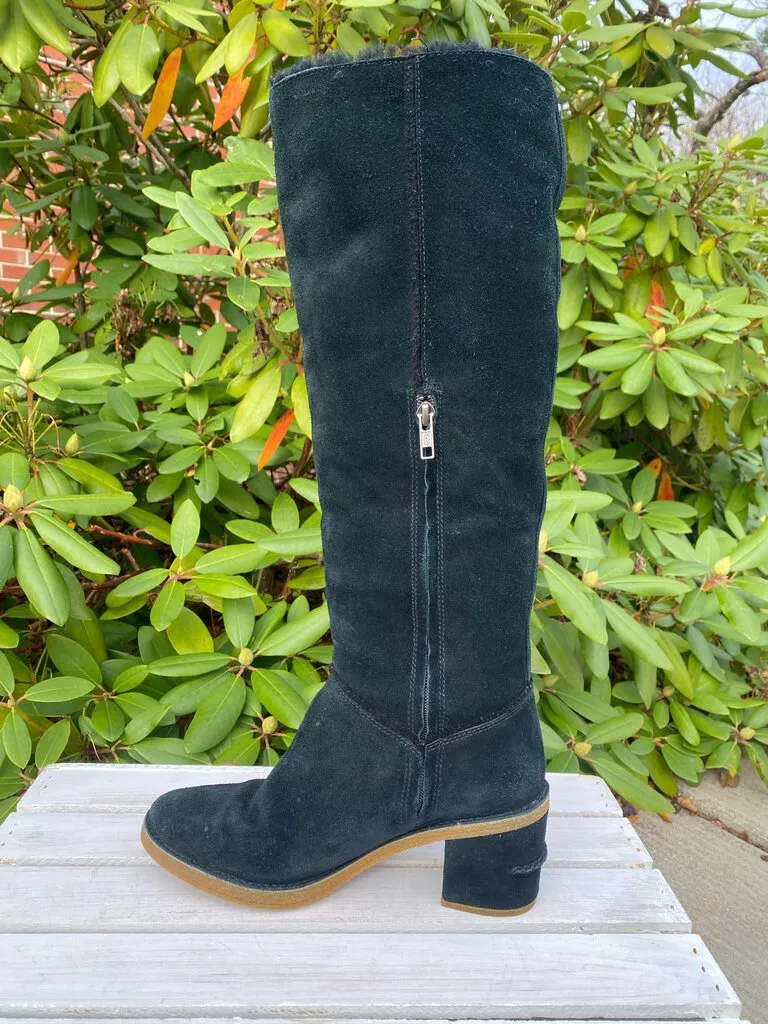 Ugg Kasen Tall II Boots - Size 8.5